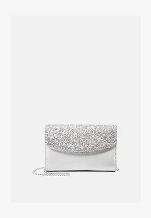 Clutch online kaufen Der Eyecatcher zu deinem Outfit …