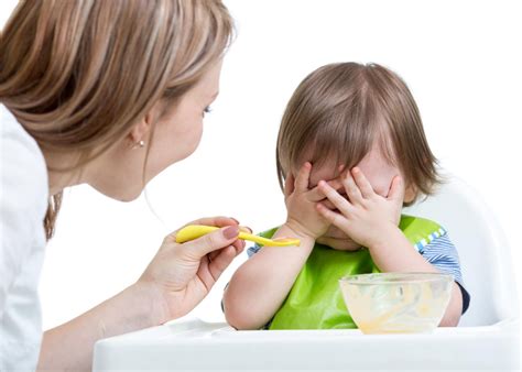 Co dělat když dítě nechce jíst?