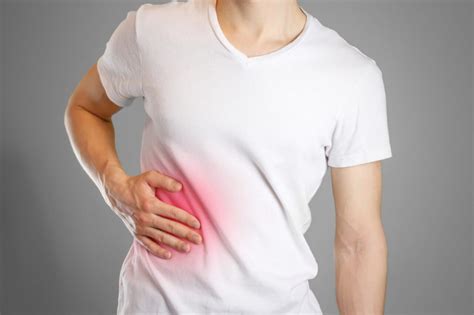 Co může způsobovat bolest břicha?