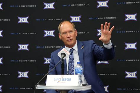 Kansas head coach Lance Leipold provided an injury update on quarterback Jalon Daniels Monday as the team prepares for their next game Oklahoma this upcoming Saturday.. Daniels missed the Jayhawks’ season opener and their last three games with a back injury, and according to Kansas reporter Matt Tait, Leipold said that Daniels is progressing and remains optimistic about a potential return.