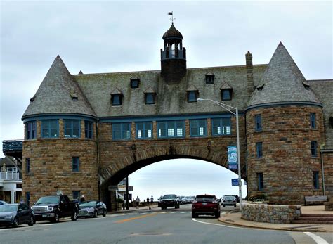 Coast guard house narragansett ri. Enjoy locally harvested seafood and a stunning view of Narragansett Bay at The Coast Guard House Restaurant. Learn about its history as a US Coast Guard station and a dining destination since the 1940s. 