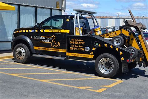 Coastal towing. West Coast Roadside Assistance provides light, medium, and heavy-duty towing services, vehicle pulling, flatbed towing, and lowbody service. In addition, our roadside assistance includes fuel delivery, jump starts, flat tires, and more. top of page. CALL 24 / … 