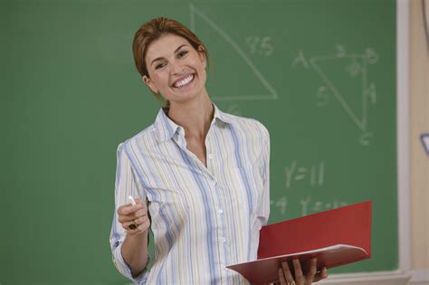 Substitute Teacher - $89 per day Foundation Instructor - $249.69 per day or $31.21 per hour (based on CIT4, Step 1) COBB COUNTY SCHOOL DISTRICT TEACHER SALARY SCHEDULE 2019-2020 STEP CIT4 - Bachelor CIT5 - Master CIT6 - Specialist CIT7 - Doctorate . Teacher Salary Schedule. 
