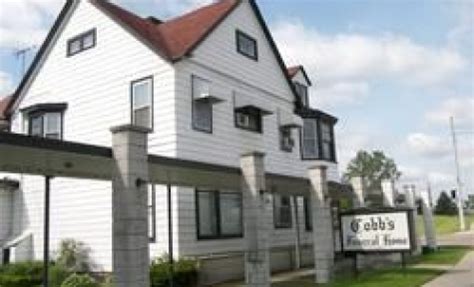 Cobb funeral home in pontiac michigan. Lake Michigan is home to coho salmon, yellow perch, rainbow trout, brown trout, smallmouth bass, multiple sunfish species, steelhead species, chinook salmon and lake trout. Lake Mi... 