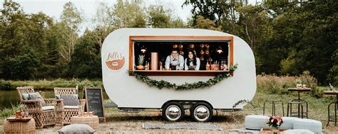 Cocktail Abend Lillis Caravan Bar. 