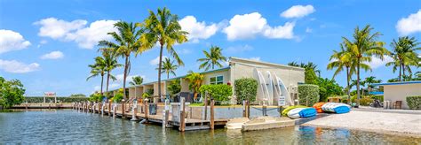 Coconut cay resort. Nearby Attractions. Coconut Bay Resort’s friendly and accommodating staff is confident that you will enjoy your stay in sunny South Florida and that you will also be delightfully pleased with the variety and availability … 