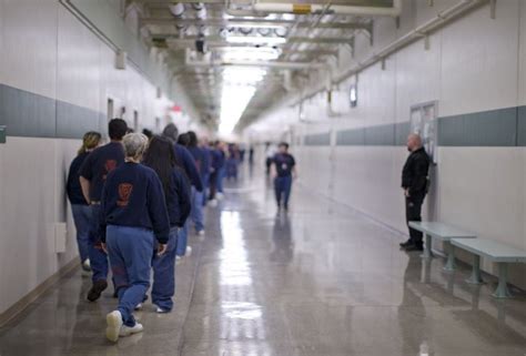 FOX 12 takes an exclusive look inside Coffee Creek Correctional F