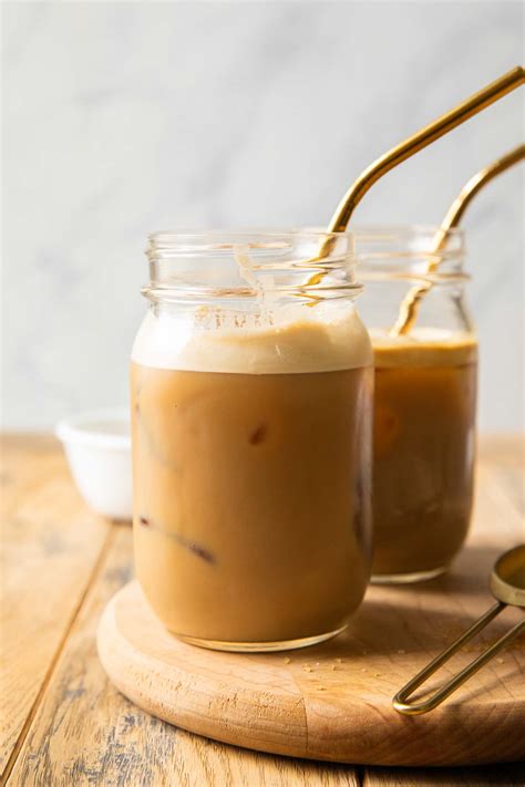 Coffee protein. Instructions. In a cup or mason jar, add 2-3 tablespoons of water. Add the protein and coffee powders to it. Using a handheld frother or small blender, blend it until light and fluffy, about 10-15 secs. Add milk, mix with a … 