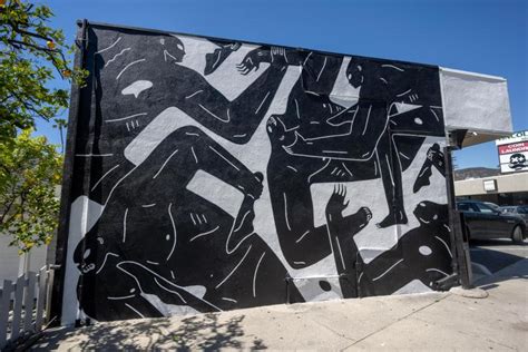 Coffee shop mural in Altadena criticized for being ‘violent’