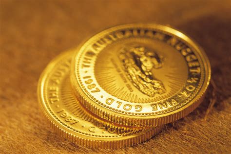 Coin for cash. 3. Sell to a reputable, trusted vendor that offers a fair price. Instead of selling to a pawn shop or local jewelry store, it’s best to sell to a trusted and reliable gold buyer. These vendors offer competitive prices and will buy your gold coins based on their market value. 