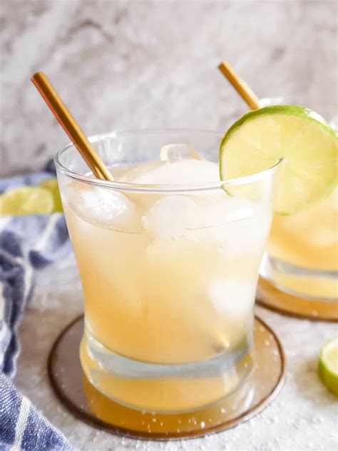 Cointreau margarita. The Margarita was originally created when Dallas socialite Margarita Sames mixed her two favorite spirits, Cointreau and tequila, together with lime juice while on vacation in Acapulco back in 1948. This original Margarita recipe has stood the test of over 75 years. Thus the original Margarita recipe remains : 30 ml Cointreau 50 ml Blanco tequila 20 ml fresh lime juice 1. Make a salt rim on ... 