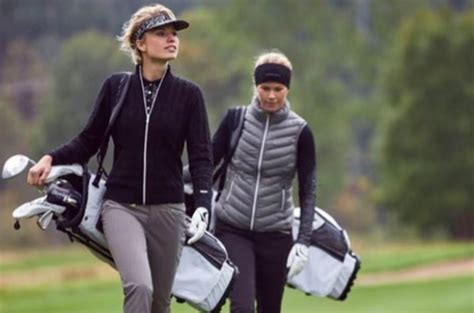 Cold weather golf attire. When the temperature drops and the cold weather sets in, it’s important to keep your feet warm and cozy. One essential item that every woman should have in her winter wardrobe is a... 