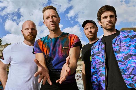 Coldplay Covers ‘Running Up That Hill’ and ABBA With