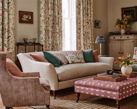 Colefax & Fowler's Interior Inspirations: Banks-Pye, Roger ...