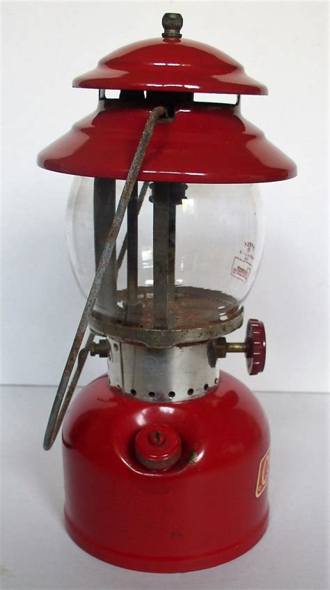Coleman 200a lantern value. 1950 Coleman US 200 – November. Lets start out with my oldest 200/200A lantern, This is a 1950 Coleman 200 Single Mantle Lantern, Made in the USA. It’s the first year of production for the 200 series, predecessor to the 242C in the USA. So that being said lets break down this new Coleman Model. I’ll start from the top and work down. Ball ... 