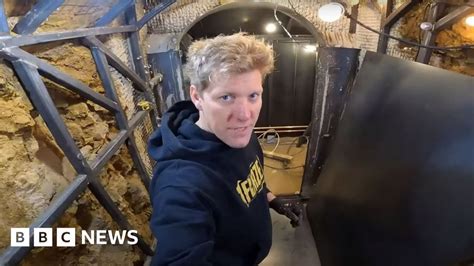 Colin Furze: YouTuber allowed to build tunnel under garden