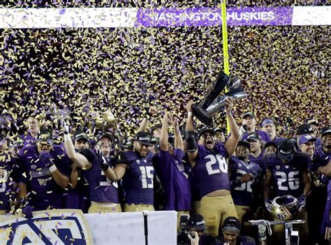 College Football Playoff rankings: Half the Pac-12 makes the cut with Washington, Oregon leading the way