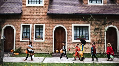 College Hill Neighborhood Trick or Treating - Foursquare