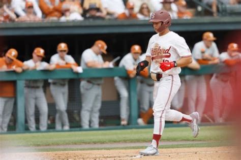 College baseball Super Regional: Stanford collapses as Texas steals game one