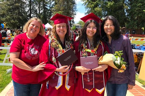 College roommates’ daughters share honors at San Jose High