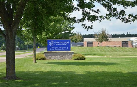 Colleges in Rice Lake, Wisconsin and Colleges near Rice Lake