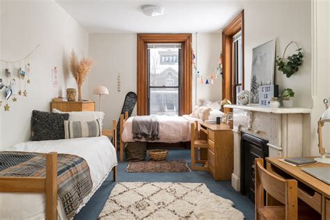 Colleges with best dorms. Sep 25, 2022 ... The Princeton Review revealed its list of the best college dorms for 2023. It includes schools like Texas Christian University and Bowdoin ... 