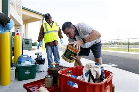 Collier county trash pickup. Collier County works closely with local businesses to create successful waste reduction and recycling programs. Collier County offers waste assessments and recommendations on how to get started. To set up an appointment with a Recycling Coordinator, please call 239-252-2380 or email recycling@colliercountyfl.gov. 