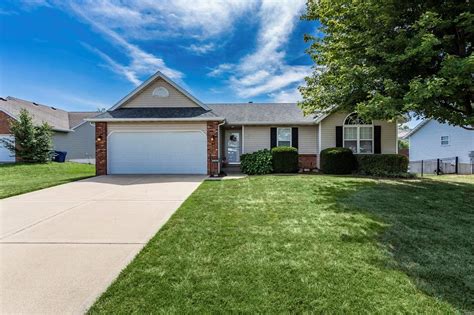 Collinsville homes for sale. Explore the homes with Newest Listings that are currently for sale in Collinsville, VA, where the average value of homes with Newest Listings is $165,000. Visit realtor.com® and browse house ... 