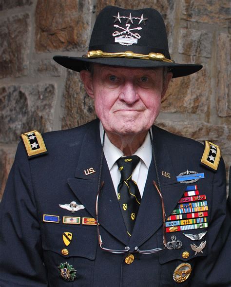 Colonel hal moore 7th cavalry custer