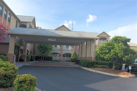 Colonial Hill Retirement Center - Johnson City, TN