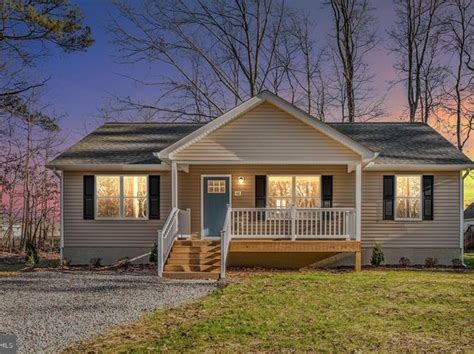 Zillow has 36 photos of this $319,900 3 beds, 2 baths, 1,458 Square Feet single family home located at 36 Shorewood Dr, Colonial Beach, VA 22443 built in 2023. MLS #VAWE2004476. . 