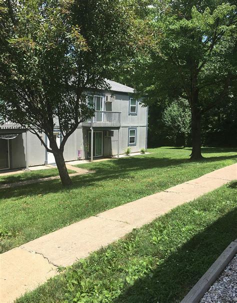 We found 37 addresses on Colonial Lane in Bellport, NY 11713. Find out who lives and owns property on this street. Get home owner information, property tax, mortgage …. 