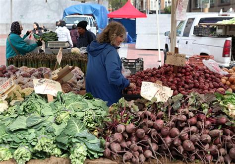 Colonie announces opening of Farmers' Market