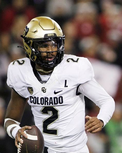 Colorado's Shedeur Sanders missed final game with fracture in back, according to video