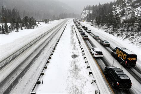 Colorado road conditions: I-70 closed in both directions near Silverthorne