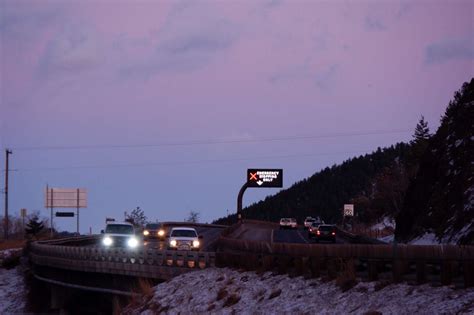 Colorado to ticket drivers illegally using I-70 mountain express toll lanes