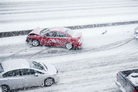 Colorado weather: Snow and ice on Colorado roads cause accidents, closures along interstates