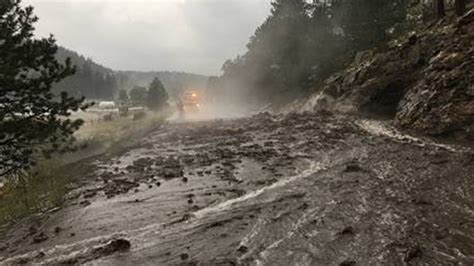 Colorado weather: flight delays, mudslides follow heavy rain