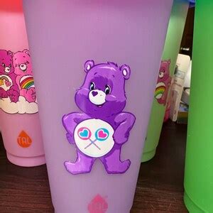 Coloring Changing Cups