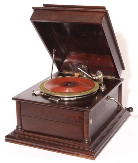 A Graphophone was a phonograph made by the Columbia Phonograph Company under one of its myriad of corporate identities. Graphophones played both cylinder and 78rpm records. A Grafonola was an internal …