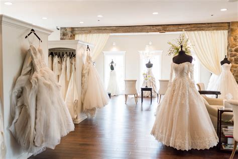 Columbus bridal shops. Mother of the bride dresses can range from $20 to almost $5,000. Affordable gowns that are below $100 can be found at Nordstrom, Macy’s, David’s Bridal or the Dress outlet. They ev... 
