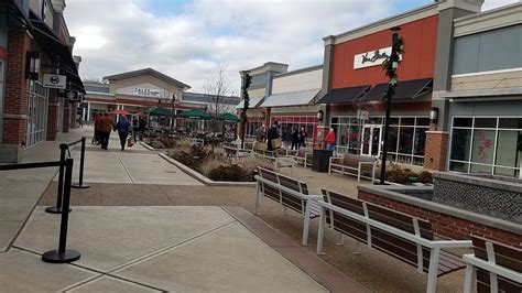 Columbus ohio premium outlets. Whether you're looking for some great deals at our outlet shops, a day of fun playing minigolf, or a taste of heaven at our Food Truck Village, we've got you covered. Bring the whole family and enjoy! See you at Destination Outlets, right off of Route 71 in Jeffersonville, Ohio. Visit us at destinationoutlets.com. 