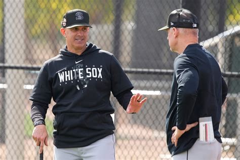 Column: A chilly spring for David Ross and Pedro Grifol — and other warning signs for Cubs and White Sox in the summer ahead