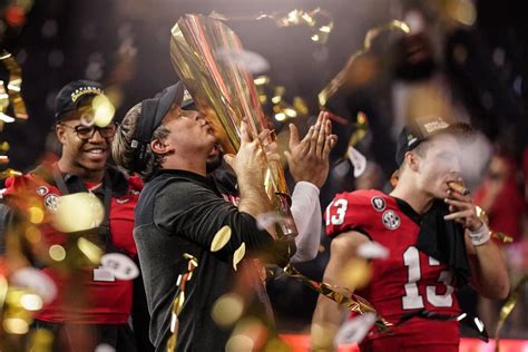 Column: As Georgia goes for a three-peat, those who’ve done it before provide perspective