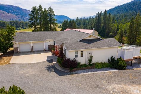 Colville wa real estate. Colville, WA 99114. Lea Ryan, Broker - Washington Homes & Ranches. Helping people buy and sell Real Estate is a joy for me. Finding that special place to call home by ... 