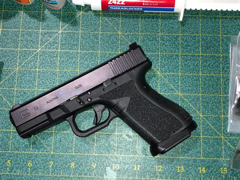 [PISTOL] Combat Armory CA19 Pistol Gen 3 Glock® 19 compatible polymer sights $219 + ship Handgun Glock 19 Gen 3 Clone with polymer sights for $219 + shipping ... On the upside, I really like this frame and slide and they fit pretty nicely into a T-Rex Ragnarok meant for Glock 19s.