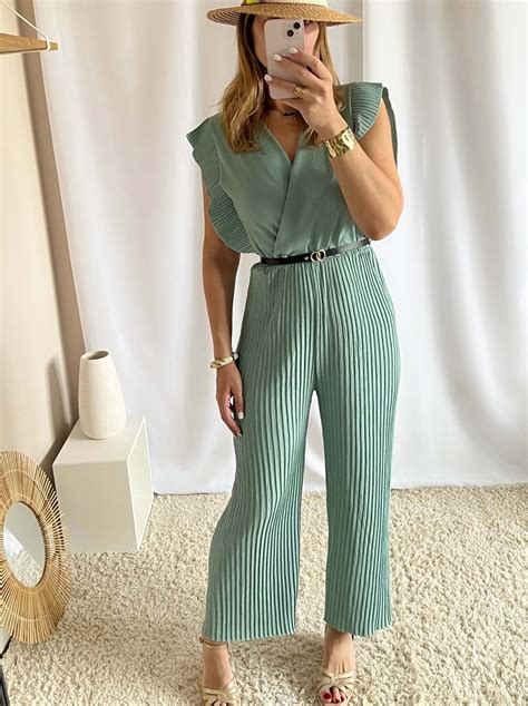 Combinaison vert d'eau