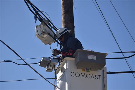 Comcast hypes 10G network. Is it twice as good as 5G? Actually, there’s no comparison