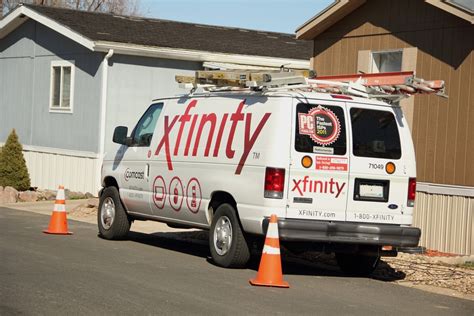 Comcast xfinity problems. Nov 10, 2021 ... “It seemed like the nature of this outage was such that not only was there failure traffic loss at a pretty broad surface area within Comcast's ... 