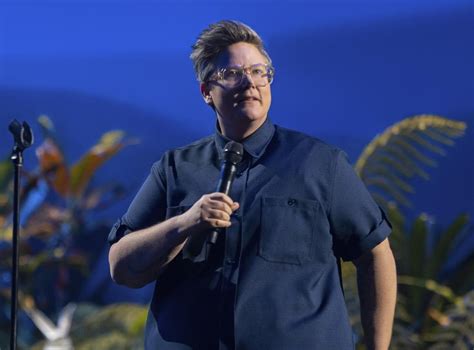 Comedian Hannah Gadsby returns with a stand-up ‘love letter’